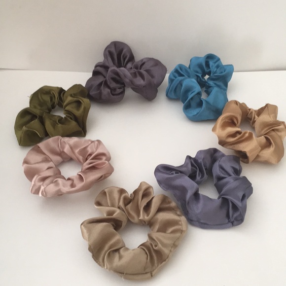 Cheap Scrunchies! - Picture 2 of 4